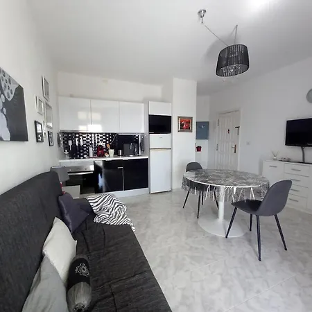 Casa Cherie Apartman *